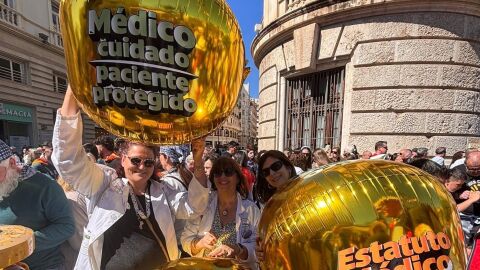 Los m&eacute;dicos seguir&aacute;n de huelga durante toda la semana.