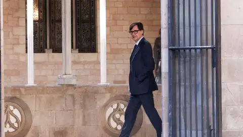 El presidente de la Generalitat, Salvador Illa, a su llegada a la reunión semanal del Govern. El presidente de la Generalitat, Salvador Illa, a su llegada a la reunión semanal del Govern.