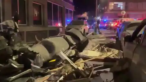 Escombros tras un ataque iraní en Israel Escombros tras un ataque iraní en Israel/ Reuters