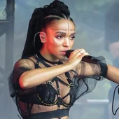 FKA Twigs completa el cartel del Bilbao BBK Live, con 80 artistas en su XX aniversario FKA Twigs completa el cartel del Bilbao BBK Live, con 80 artistas en su XX aniversario