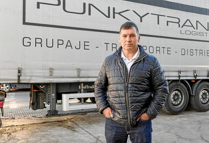 José Raya: "Con nuestros márgenes tan ajustados, la subida del precio del combustible está provocado que ya se trabaje con pérdidas" José Raya: "Con nuestros márgenes tan ajustados, la subida del precio del combustible está provocado que ya se trabaje con pérdidas"