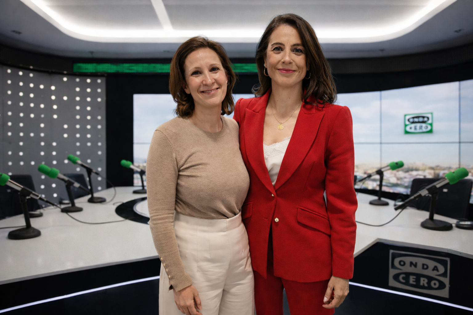 Veolia sitúa en Murcia el futuro del agua: más digitalización, sostenibilidad y atención a las personas Veolia sitúa en Murcia el futuro del agua: más digitalización, sostenibilidad y atención a las personas