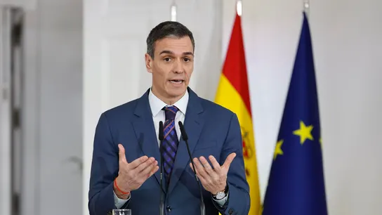 El presidente del Gobierno Pedro Sánchez durante la rueda de prensa conjunta con el presidente de Ucrania, Volodímir Zelenski El presidente del Gobierno Pedro Sánchez durante la rueda de prensa conjunta con el presidente de Ucrania, Volodímir Zelenski