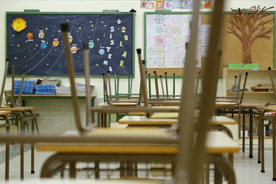 'Therese' suspende clases en Canarias 'Therese' suspende clases en Canarias