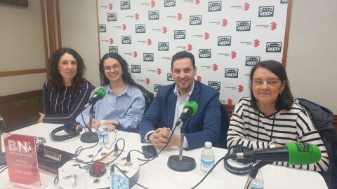 Coordinadora pr&aacute;cticas, Decano Facultad Educaci&oacute;n, alumna y pedagoga