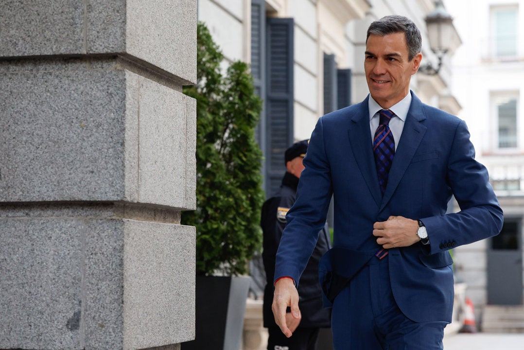 El CIS de Tezanos vuelve a dar como ganador de unas elecciones al PSOE con más de ocho puntos de ventaja sobre el PP El CIS de Tezanos vuelve a dar como ganador de unas elecciones al PSOE con más de ocho puntos de ventaja sobre el PP