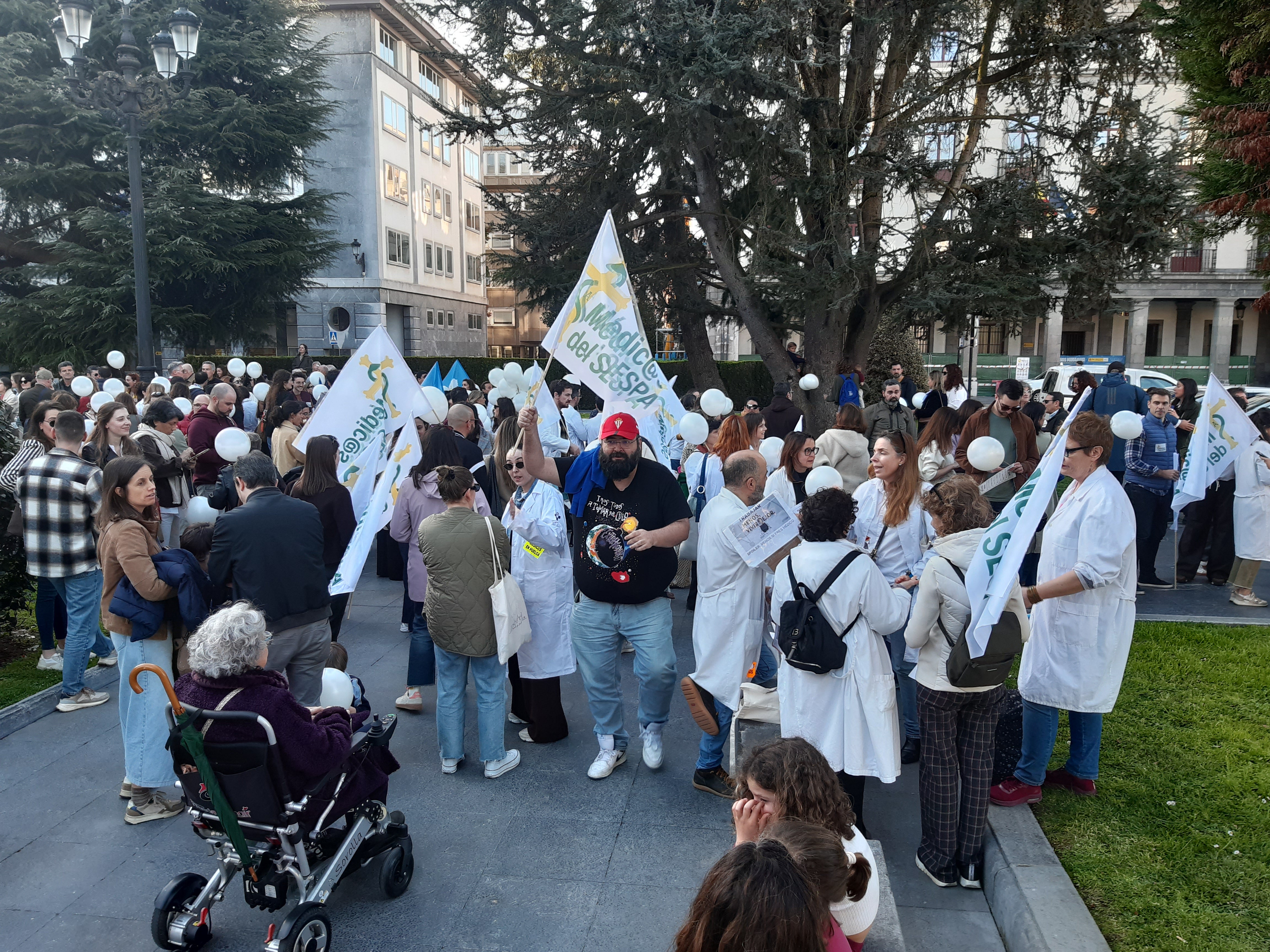 La huelga de médicos en Asturias tiene un seguimiento del 60%, descontados los servicios mínimos La huelga de médicos en Asturias tiene un seguimiento del 60%, descontados los servicios mínimos