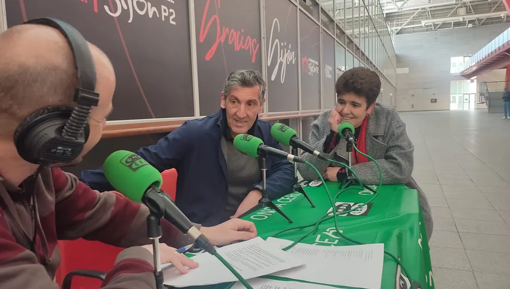 Las instituciones colaboran con Mandilones de colores Las instituciones colaboran con Mandilones de colores