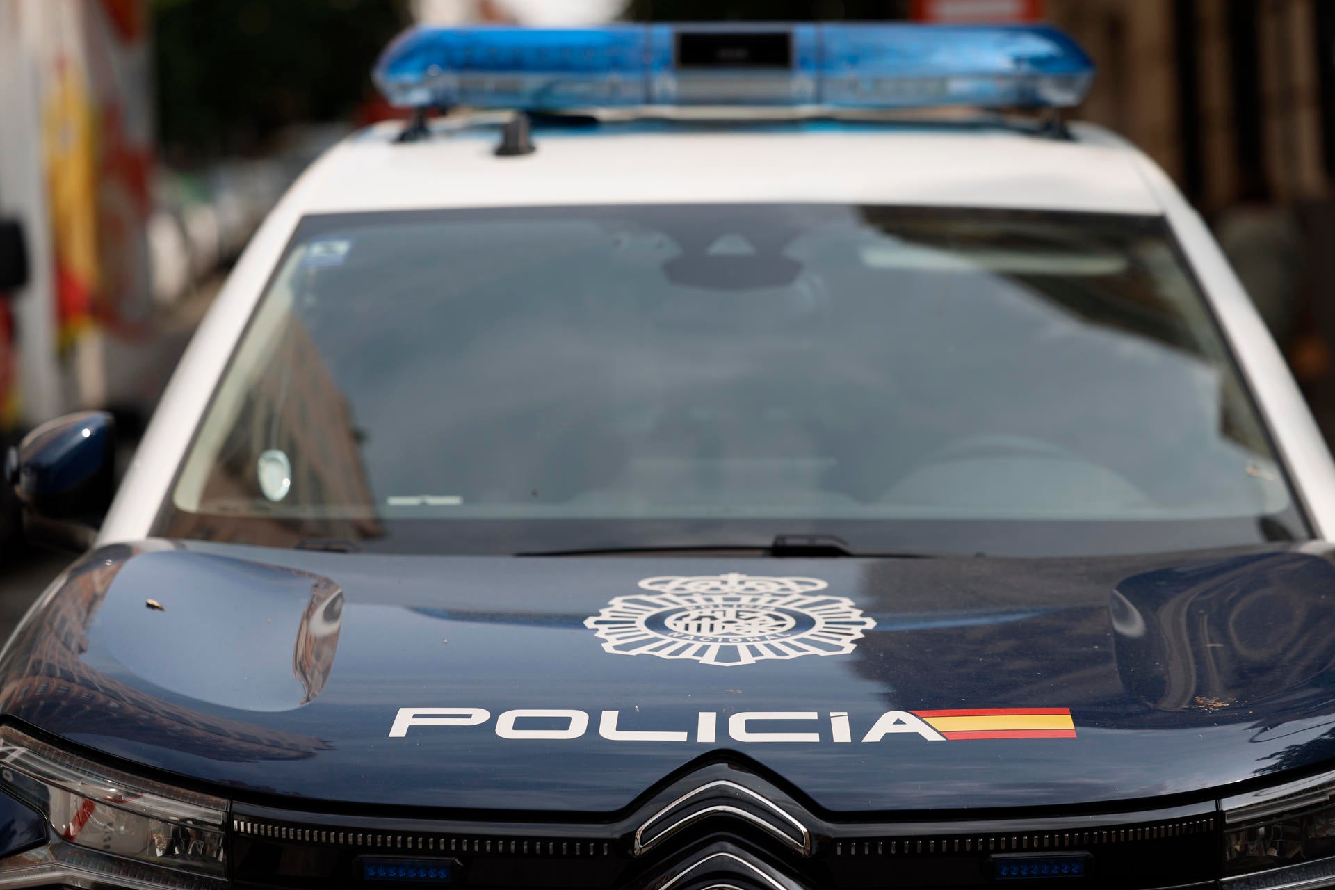 Coche de la Policía Nacional. Coche de la Policía Nacional.