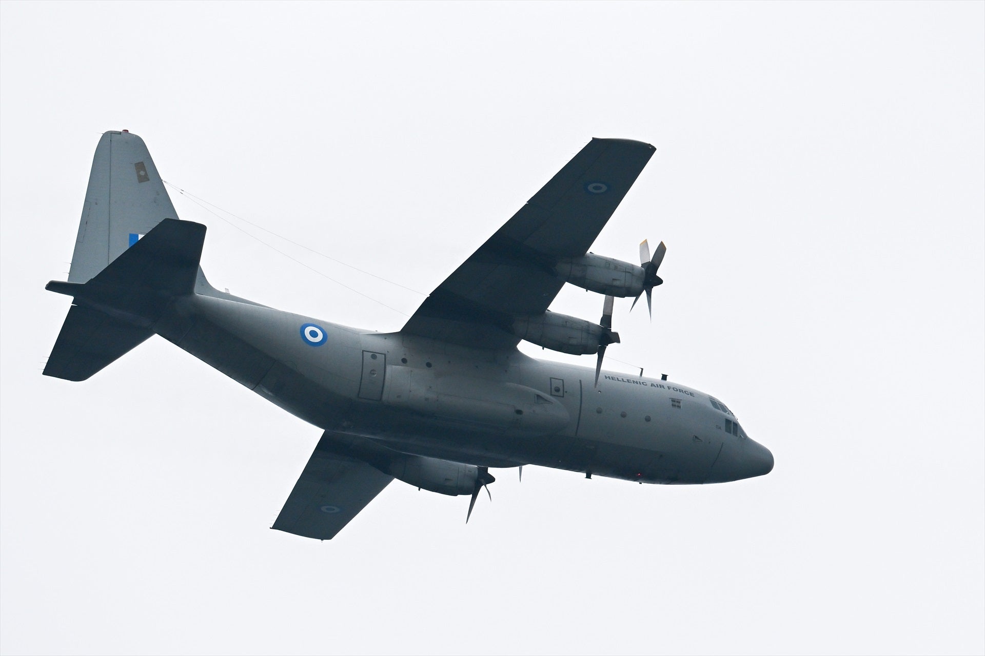 Se estrella en Colombia un avión militar con más de cien soldados a bordo Se estrella en Colombia un avión militar con más de cien soldados a bordo