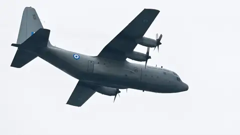 Se estrella en Colombia un avión militar con más de cien soldados a bordo Se estrella en Colombia un avión militar con más de cien soldados a bordo