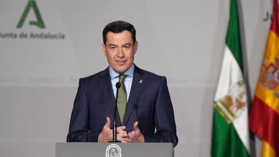 Juanma Moreno convoca las elecciones en Andaluc&iacute;a para el pr&oacute;ximo 17 de mayo
