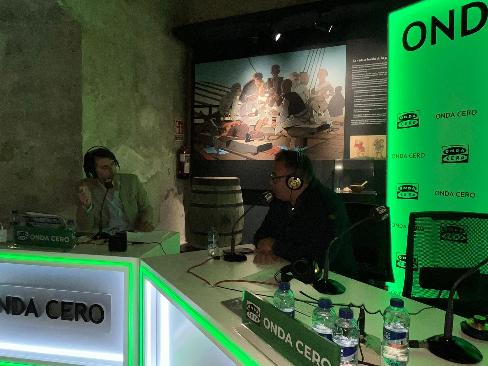 El futuro de los jóvenes en Almuñécar: "No podemos perderlos. Construiremos viviendas a 300-450 euros con aparcamiento" El futuro de los jóvenes en Almuñécar: "No podemos perderlos. Construiremos viviendas a 300-450 euros con aparcamiento"