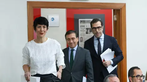 Cuerpo y Albares, los favoritos para ganar peso en el Gobierno tras la salida de Montero Cuerpo y Albares, los favoritos para ganar peso en el Gobierno tras la salida de Montero