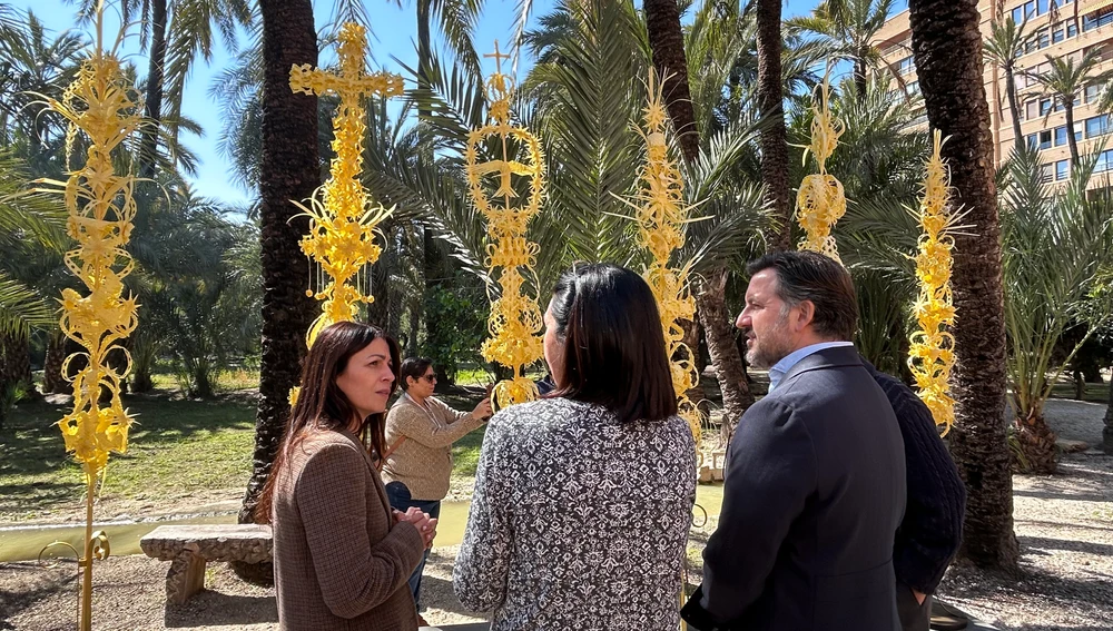 Palmas blancas de Domingo de Ramos de Elche. Palmas blancas de Domingo de Ramos de Elche.