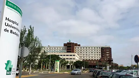 Dos accidentes laborales dejaban heridos de gravedad a dos hombre de 55 y 23 años en Lobón y Badajoz Dos accidentes laborales dejaban heridos de gravedad a dos hombre de 55 y 23 años en Lobón y Badajoz