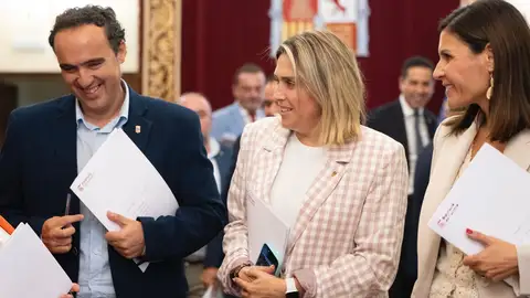 La Diputación amplía la eficiencia energética en el alumbrado a municipios de menos de 1.000 habitantes La Diputación amplía la eficiencia energética en el alumbrado a municipios de menos de 1.000 habitantes