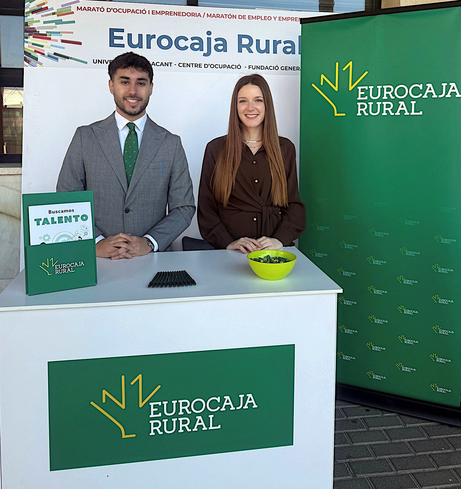 Eurocaja Rural apuesta por el talento universitario en Alicante con su programa de prácticas y ofertas de empleo Eurocaja Rural apuesta por el talento universitario en Alicante con su programa de prácticas y ofertas de empleo