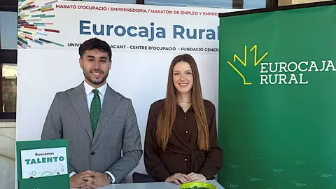 Estand de Eurocaja Rural en la maratón de Empleo y Emprendimiento de la Universidad de Alicante Estand de Eurocaja Rural en la maratón de Empleo y Emprendimiento de la Universidad de Alicante