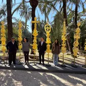 Palmas blancas de Domingo de Ramos que el Ayuntamiento de Elche regala este años 2026 a distintas autoridades. Palmas blancas de Domingo de Ramos que el Ayuntamiento de Elche regala este años 2026 a distintas autoridades.
