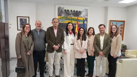 La Consejería de Salud reafirma la prioridad de la OPE de médicos especialistas en curso y escucha las propuestas de SEMERGEN La Consejería de Salud reafirma la prioridad de la OPE de médicos especialistas en curso y escucha las propuestas de SEMERGEN
