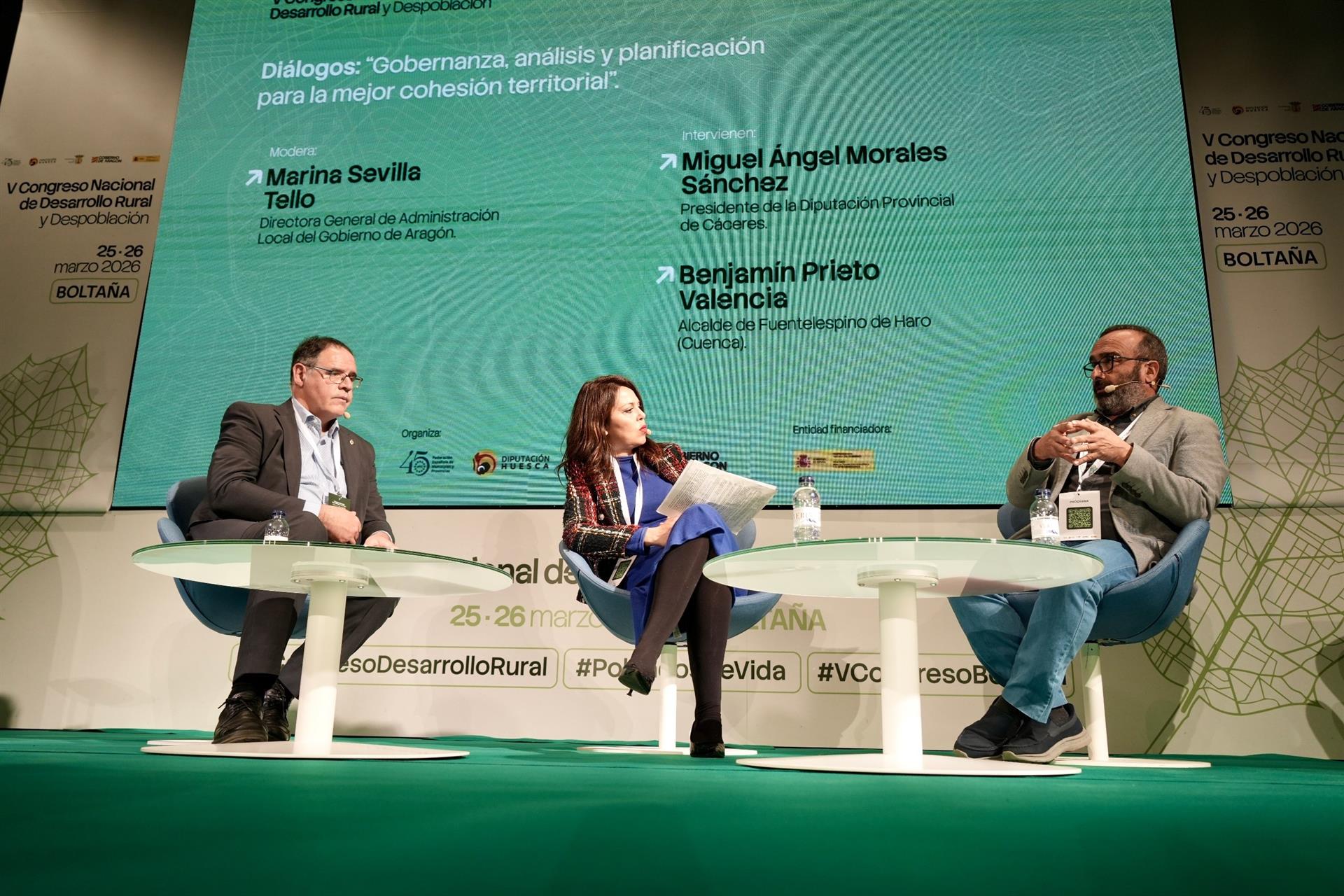 Morales reclama un Ministerio del Mundo Rural y potenciar las diputaciones para luchar contra el despoblamiento Morales reclama un Ministerio del Mundo Rural y potenciar las diputaciones para luchar contra el despoblamiento