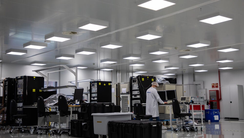 Los trabajadores de la sede Airbus-Crisa en Tres Cantos