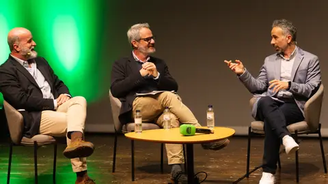 Miguel Rosselló (centro de la imagen), en una imagen de archivo durante un evento de Onda Cero. Miguel Rosselló (centro de la imagen), en una imagen de archivo durante un evento de Onda Cero.