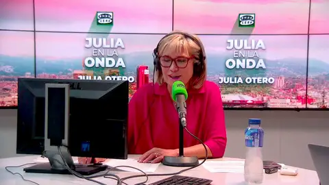 Julia Otero: "Los que mueren en las guerras no suelen ser los hijos de los que las declaran" Julia Otero: "Los que mueren en las guerras no suelen ser los hijos de los que las declaran"