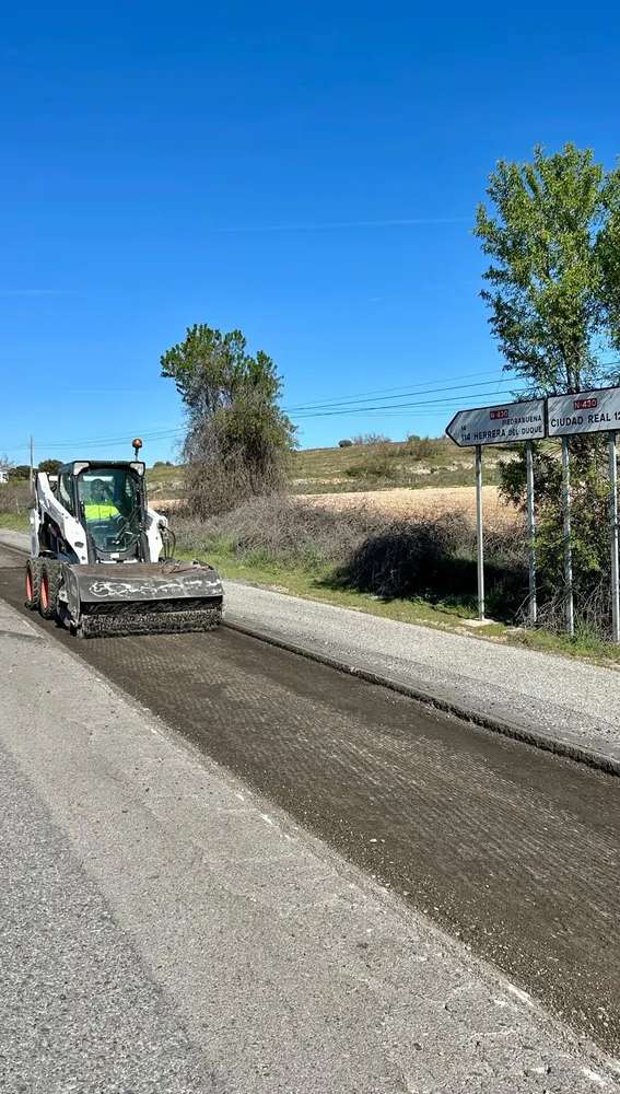 Obras de mejora en una vía de Ciudad Real Obras de mejora en una vía de Ciudad Real