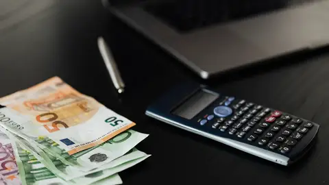 Dinero en efectivo Dinero en efectivo