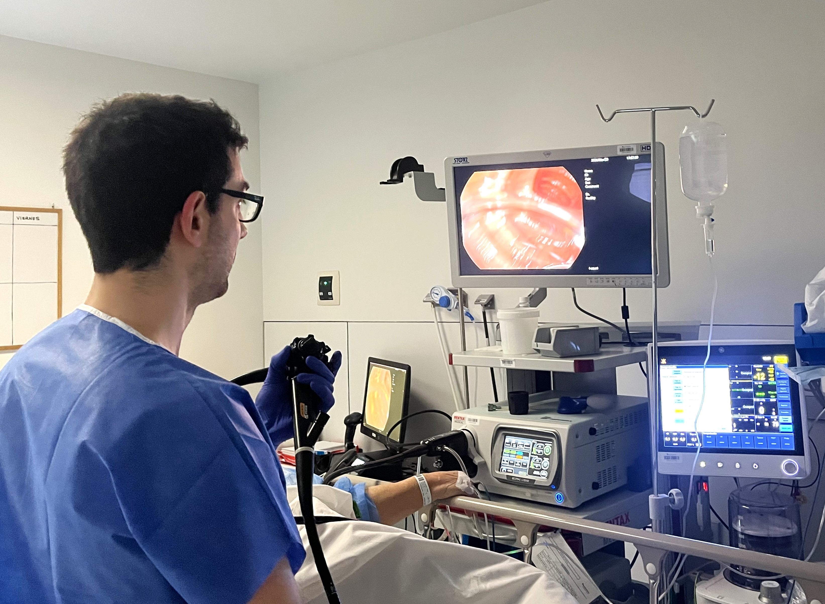 Hospital Quirón Córdoba impulsa la endoscopia avanzada para revolucionar el tratamiento del cáncer de colon en fases iniciales Hospital Quirón Córdoba impulsa la endoscopia avanzada para revolucionar el tratamiento del cáncer de colon en fases iniciales