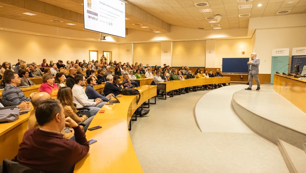Jesús Lancis avanza en su proyecto para la UJI con un primer encuentro con la comunidad universitaria Jesús Lancis avanza en su proyecto para la UJI con un primer encuentro con la comunidad universitaria