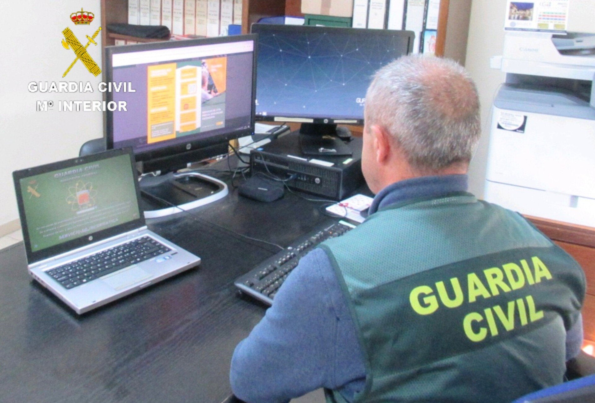 Investigado un vecino de Algemesí por extorsionar a un hombre de Sanxenxo que consultó una web de citas Investigado un vecino de Algemesí por extorsionar a un hombre de Sanxenxo que consultó una web de citas