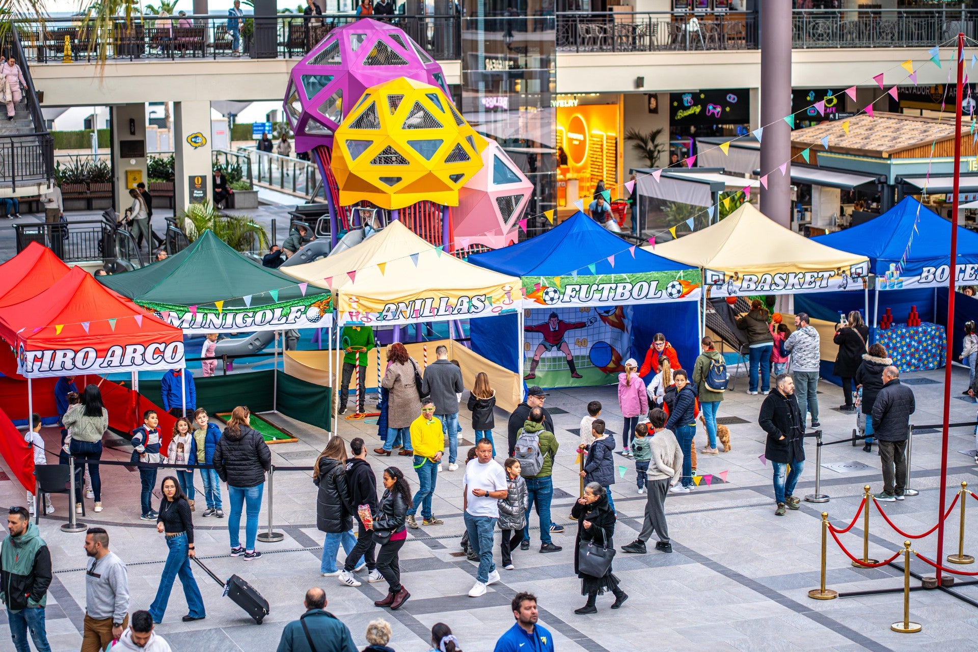 Zenia Boulevard celebra la Semana Santa con talleres, música y experiencias para toda la familia Zenia Boulevard celebra la Semana Santa con talleres, música y experiencias para toda la familia