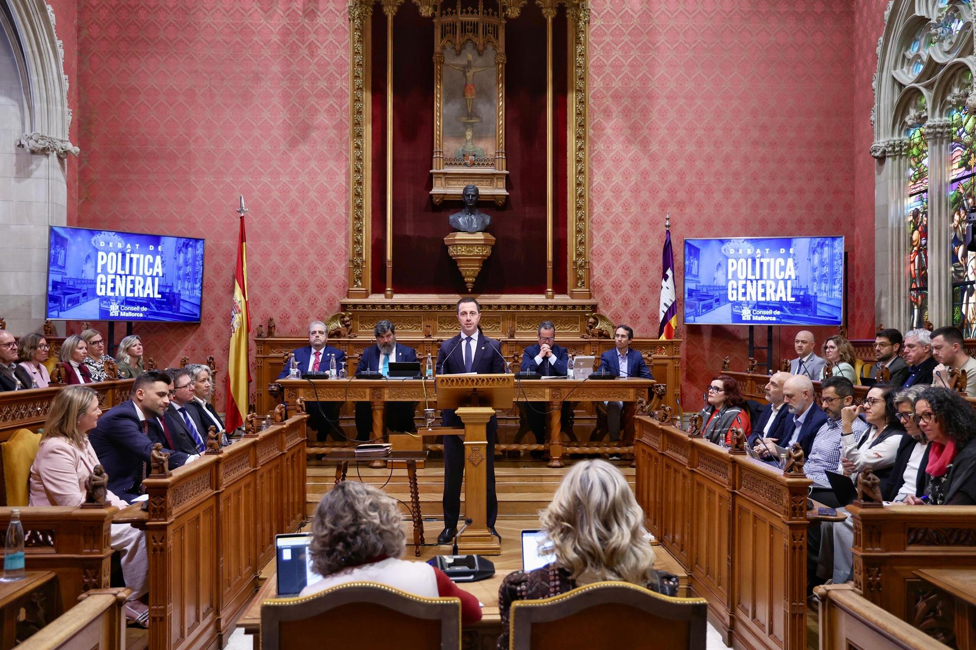 El Consell de Mallorca lanza un plan de 84 millones de euros para hacer frente al impacto de la guerra de Irán El Consell de Mallorca lanza un plan de 84 millones de euros para hacer frente al impacto de la guerra de Irán