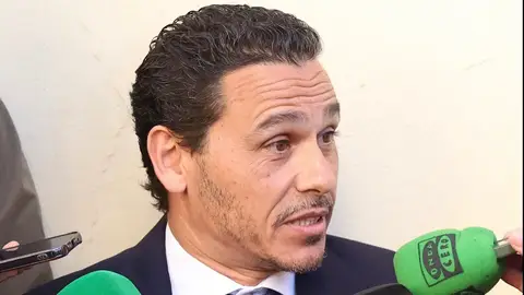 Del Nido. "El nuevo presidente tendrá que tomar las mismas decisiones que yo... a no ser que inyecte dinero" Del Nido. "El nuevo presidente tendrá que tomar las mismas decisiones que yo... a no ser que inyecte dinero"