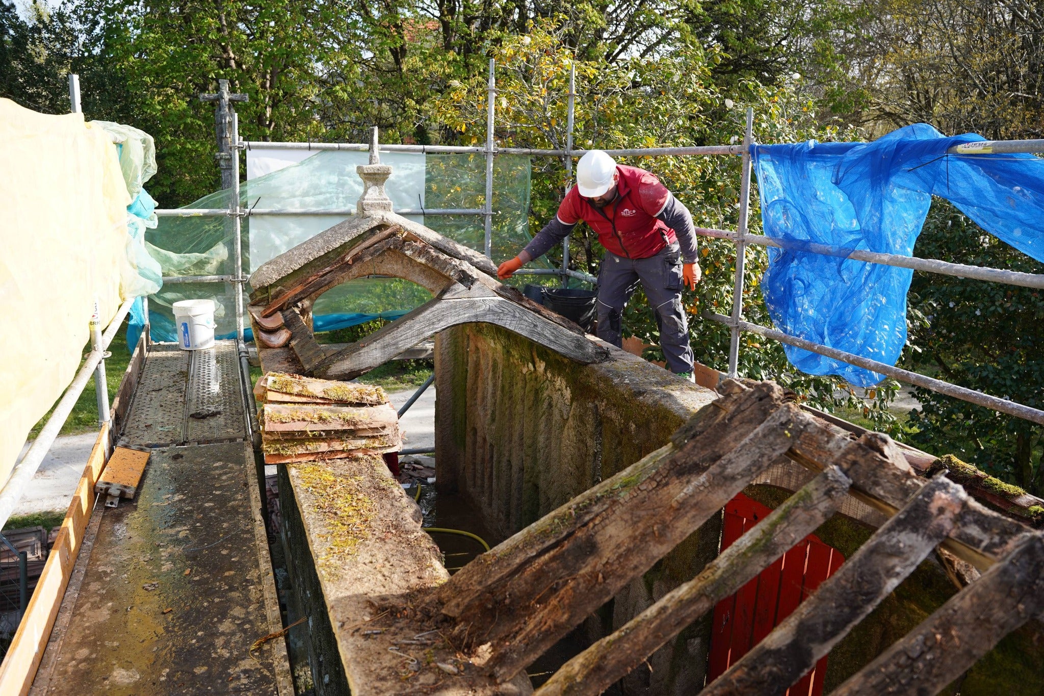 El Consorcio de Santiago ejecuta obras de restauración en el hórreo de la Finca de Vista Alegre El Consorcio de Santiago ejecuta obras de restauración en el hórreo de la Finca de Vista Alegre