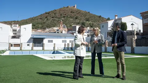 La presidenta de la Diputación de Castellón, Marta Barrachina, visita Azuébar La presidenta de la Diputación de Castellón, Marta Barrachina, visita Azuébar