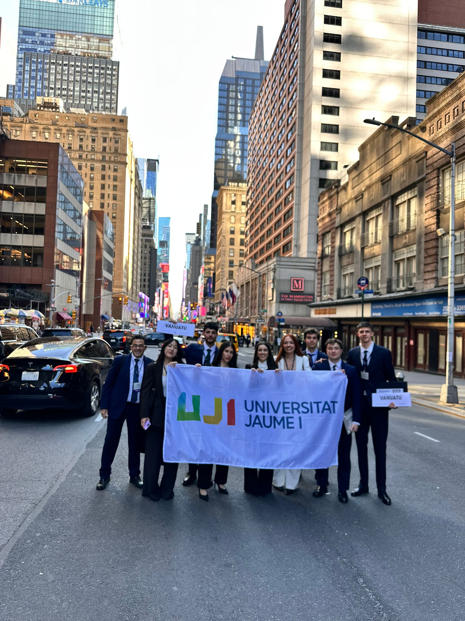 La UJI participa por primera vez en la principal simulación internacional del Modelo de Naciones Unidas en Nueva York La UJI participa por primera vez en la principal simulación internacional del Modelo de Naciones Unidas en Nueva York