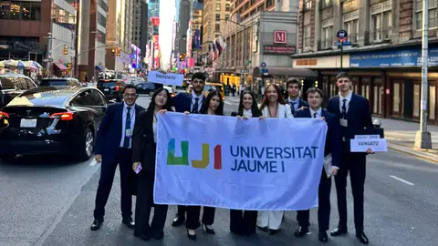 La UJI participa por primera vez en la principal simulación internacional del Modelo de Naciones Unidas en Nueva York La UJI participa por primera vez en la principal simulación internacional del Modelo de Naciones Unidas en Nueva York