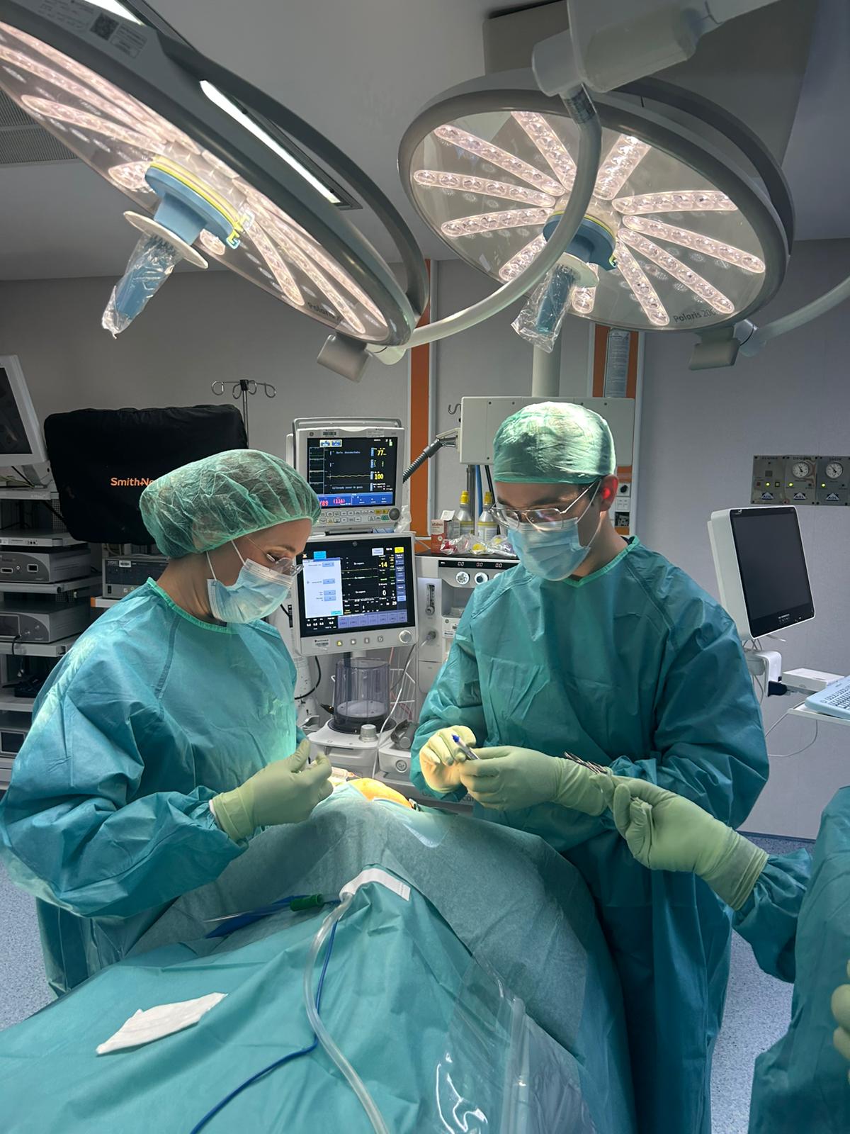 El Hospital Quirónsalud Murcia realiza la primera cirugía de Mohs en la sanidad privada de la Región El Hospital Quirónsalud Murcia realiza la primera cirugía de Mohs en la sanidad privada de la Región