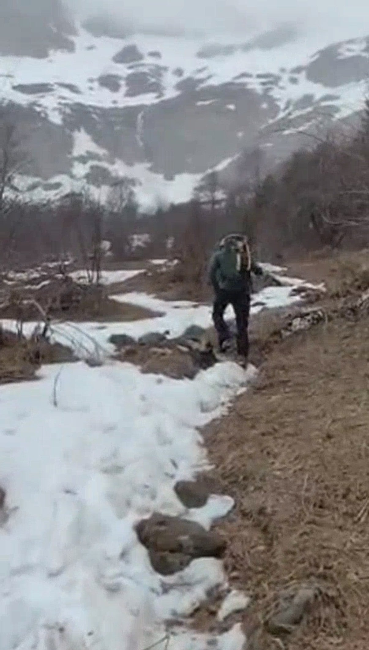 La Guardia Civil insiste en planificar la actividad en montaña y consultar la meteorología La Guardia Civil insiste en planificar la actividad en montaña y consultar la meteorología