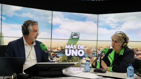 Paloma del R&iacute;o junto a Carlos Alsina