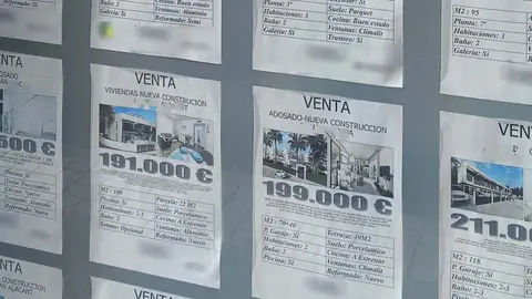 Anuncios de pisos en venta en una inmobilaria de Elche. Anuncios de pisos en venta en una inmobilaria de Elche.