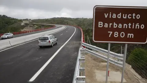 Obras por máis de 2,6M€ de acondicionamento do viaducto da autovía Dozón-Ourense Obras por máis de 2,6M€ de acondicionamento do viaducto da autovía Dozón-Ourense