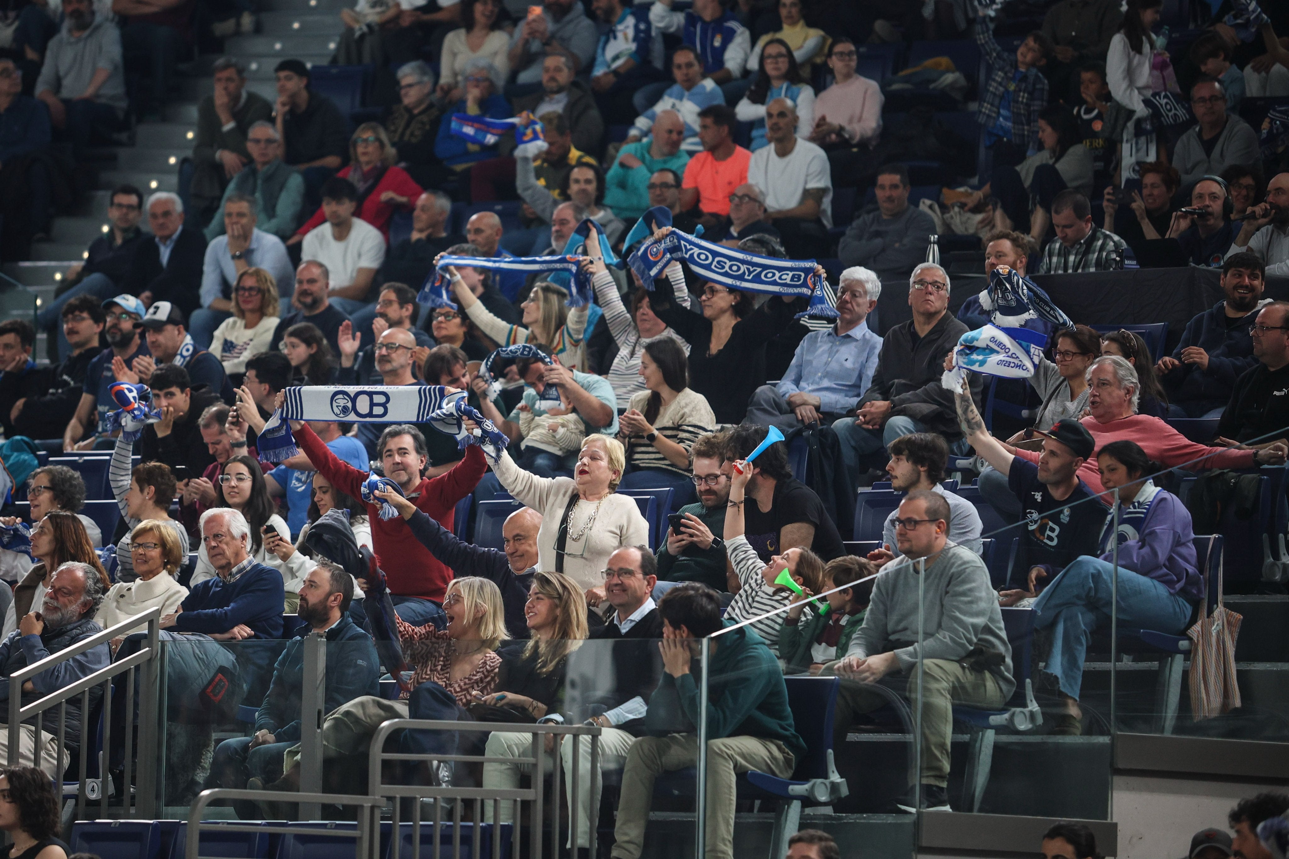 De fiesta en fiesta en el Palacio De fiesta en fiesta en el Palacio