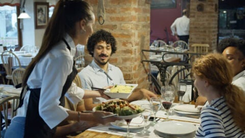 Empleo sector Servicios hosteler&iacute;a