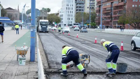 Corte total en la noche del jueves al viernes del Puente del Cachorro por obras de reasfaltado Corte total en la noche del jueves al viernes del Puente del Cachorro por obras de reasfaltado