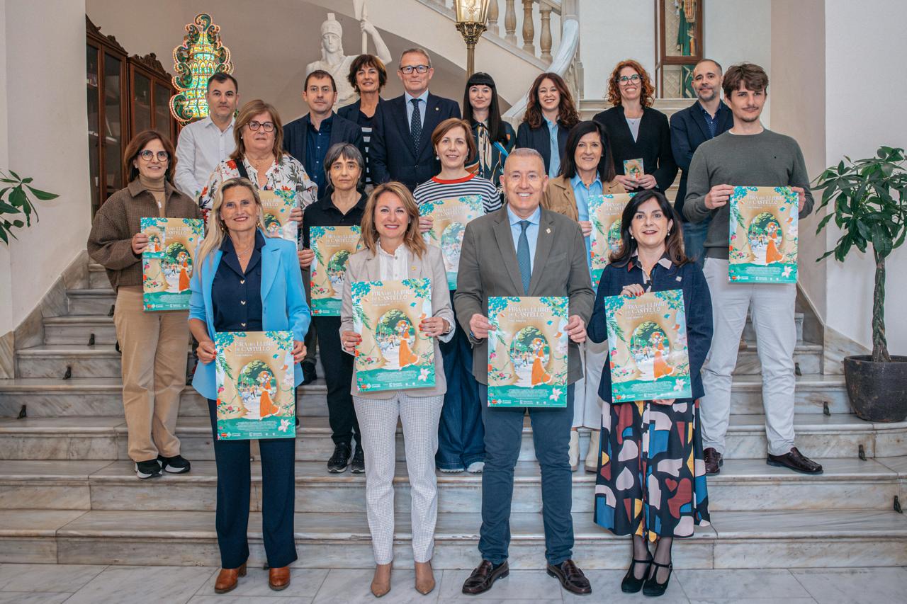 Juan del Val, Santiago Posteguillo y Elsa Punset lideran una Fira del Llibre de récord en Castelló Juan del Val, Santiago Posteguillo y Elsa Punset lideran una Fira del Llibre de récord en Castelló